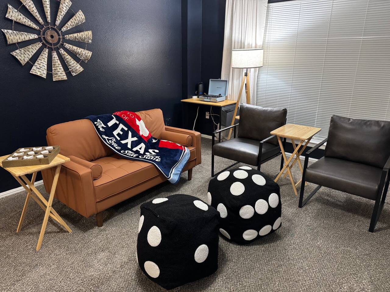Western Apt | 2bd 2bth | 2 min Bella Woods Events