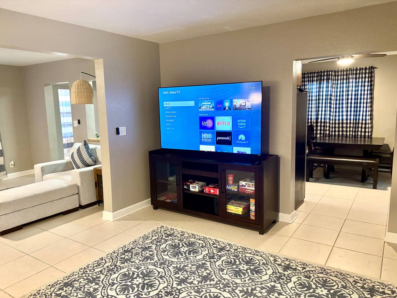Spacious 2BD/2BA Home Near Beach