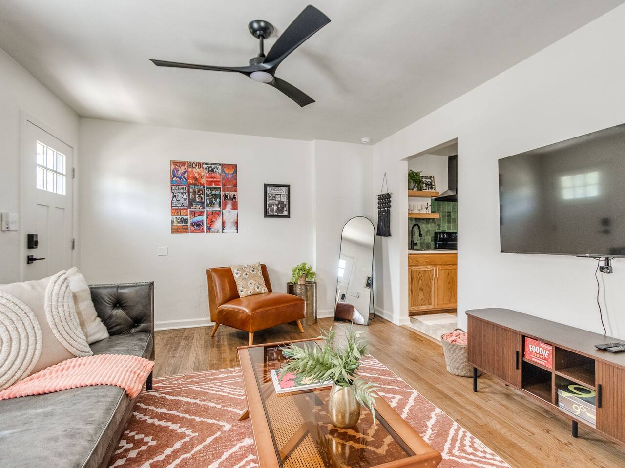Studio 405-Steps from OU stadium