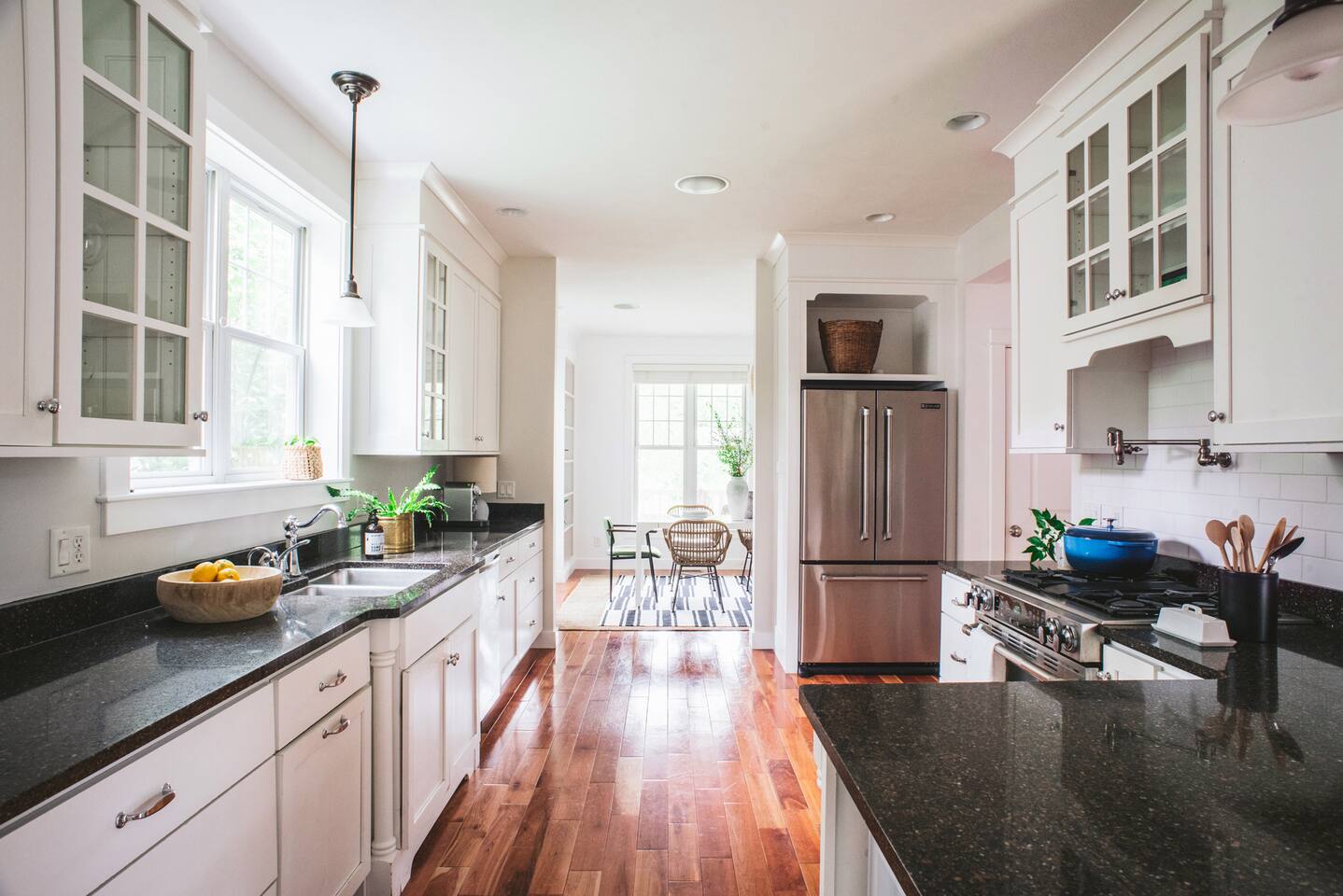 5BR Home with Guesthouse in Heart of Leland