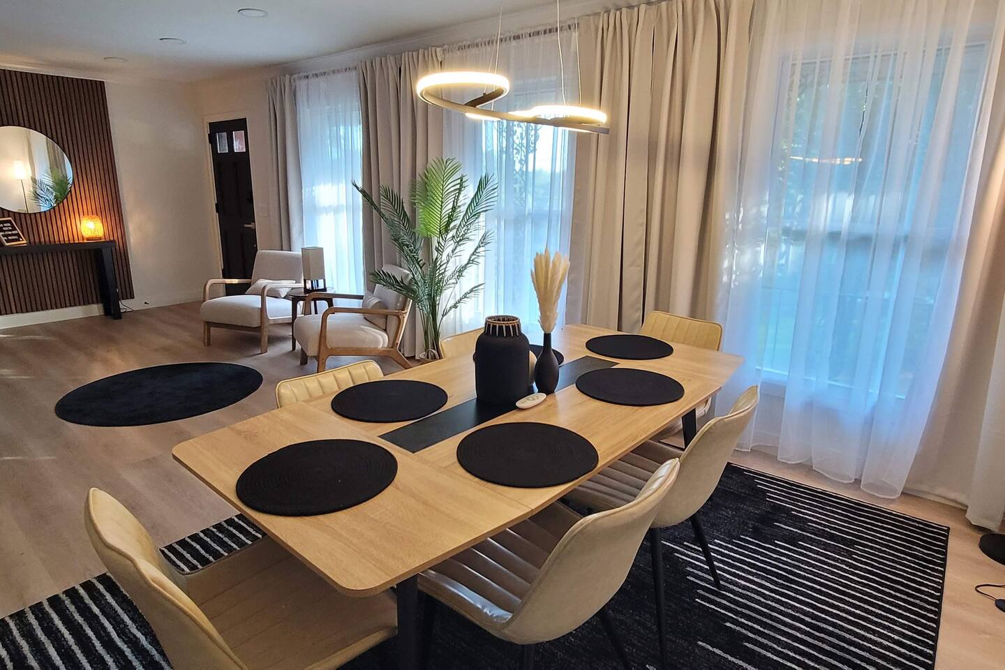 Cozy Private Pool House mins to Mall of Georgia