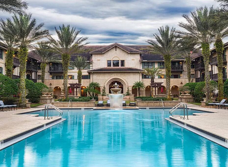 Oasis on the 18th w/ Spa, 3 Pools and pickleball