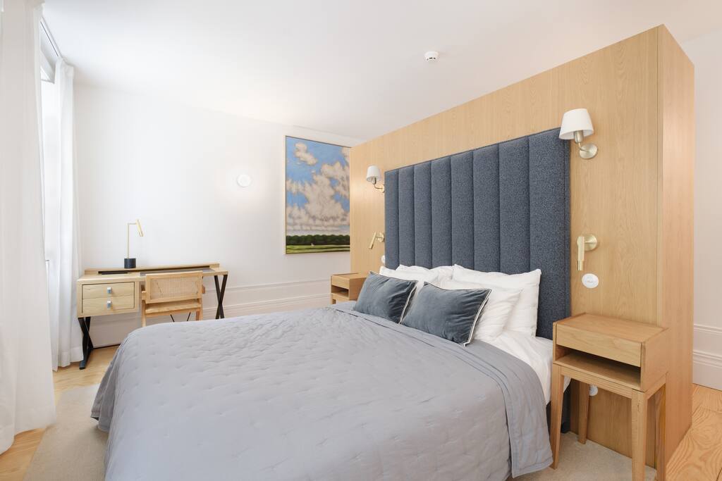 Cityside Garden View - Room 2