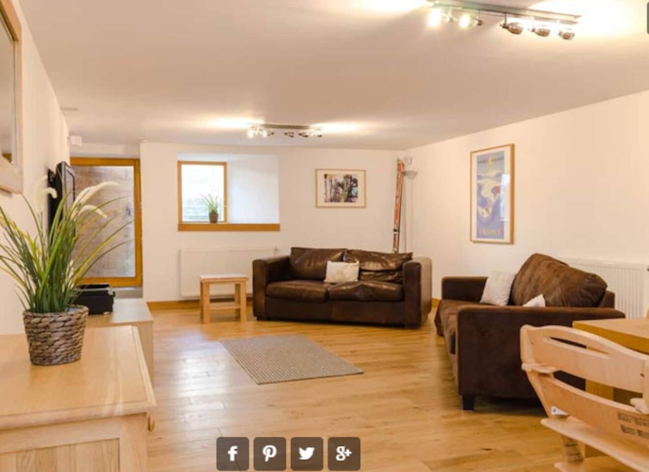 Spacious flat (6p) in Alpine chalet with sauna