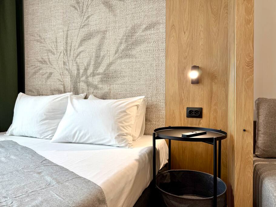 Cosher Aviva | Central Sofia Nook