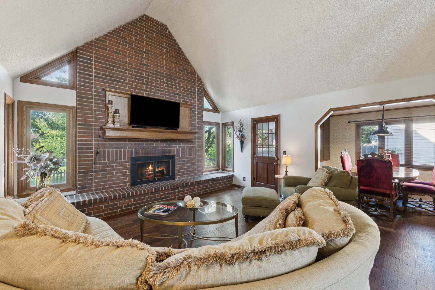 Spacious Getaway with Pool Table and Fire Pit