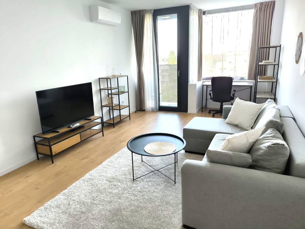 My Campus new and modern/ near UNSS/ 4 guests/ 607