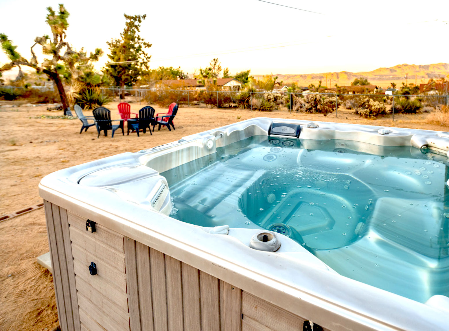 Joshua Tree Home, Hot Tub & Stargazing