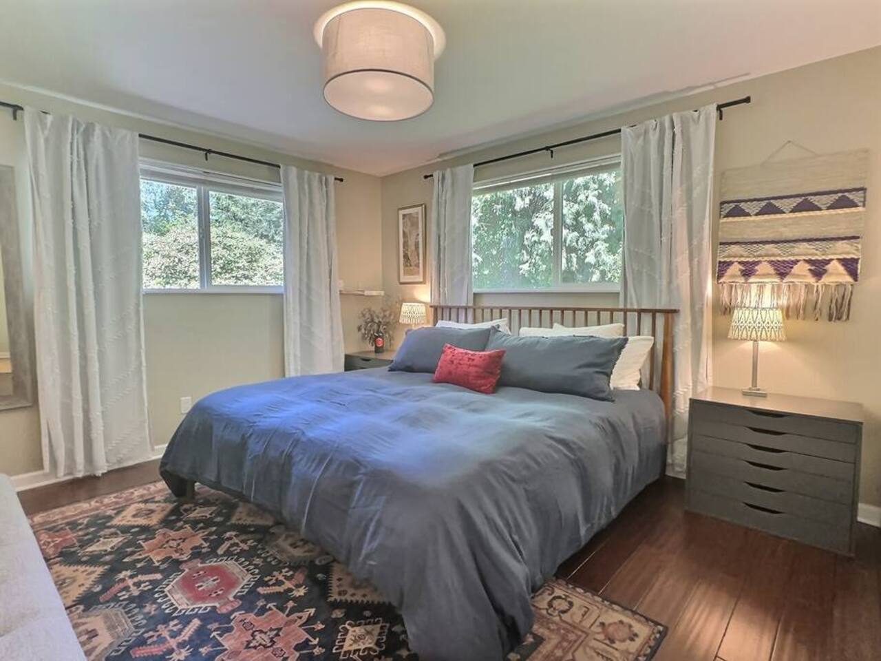 Mid Century Cottage Quiet Woodland Stay MarthaLake