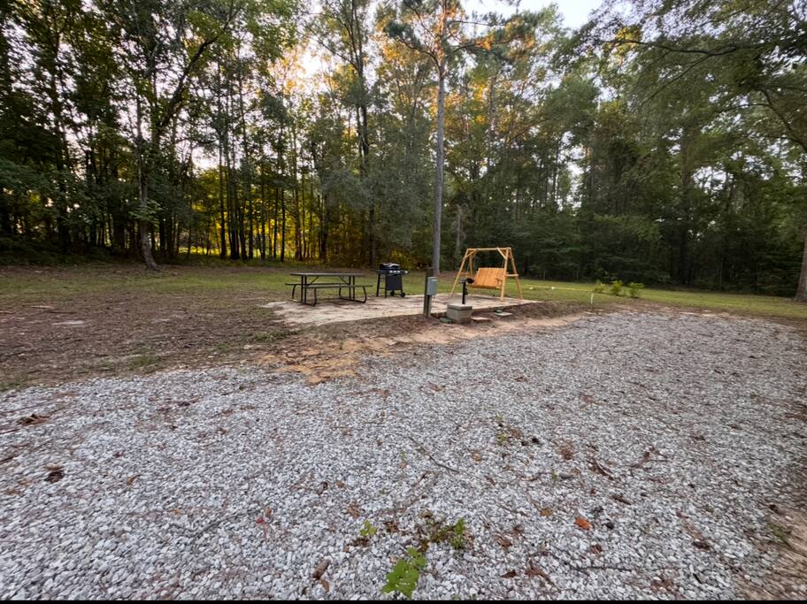 State Park Vibes 50-Amp RV Site