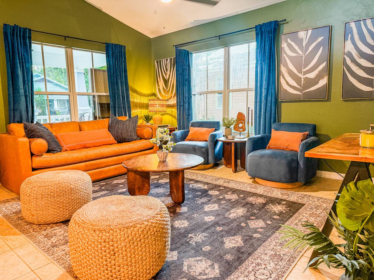 Designer 3BR/2BA Retreat @ UF • Grill • Firepit