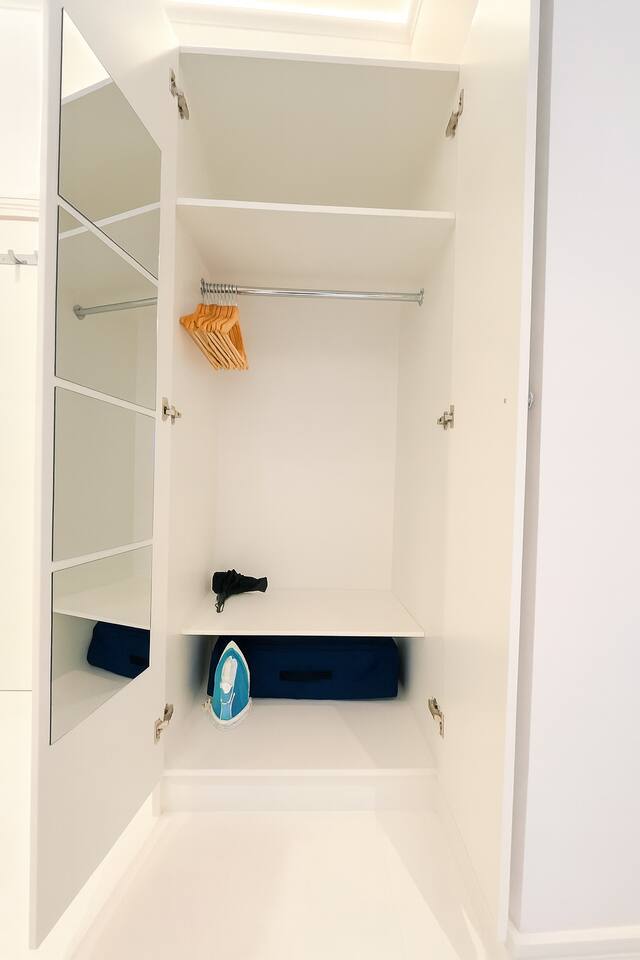 Offley Flat 1A – Peaceful Studio | Convenient Location | Ideal Stay