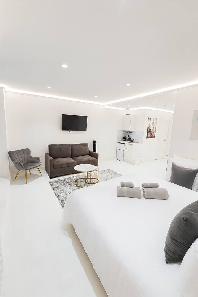 Offley Flat 1A – Peaceful Studio | Convenient Location | Ideal Stay