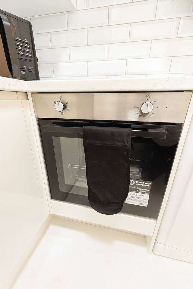 Offley Flat 1A – Peaceful Studio | Convenient Location | Ideal Stay