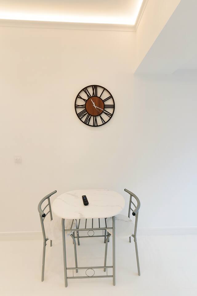 Offley Flat 2A – Cozy Offley Studio | Walk to Oval Station