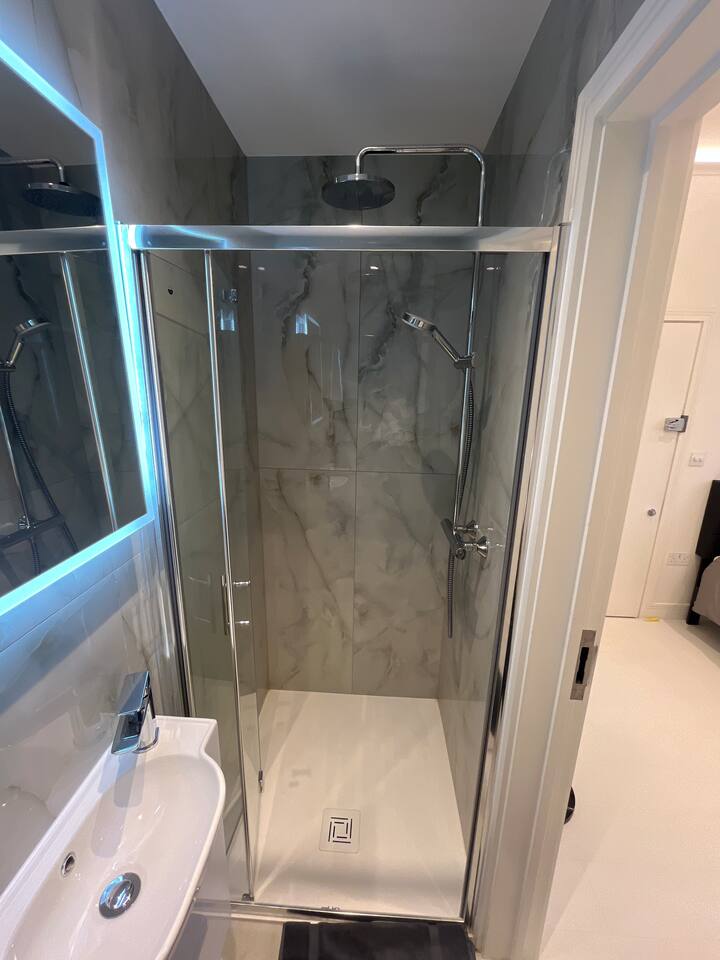 Offley Flat 3A – London City Escape | Convenient Access