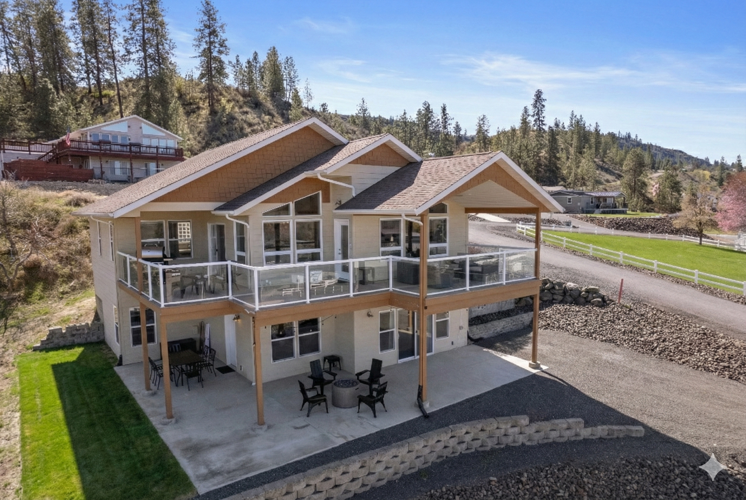 Friday Bay Retreat with Stunning Lake Views