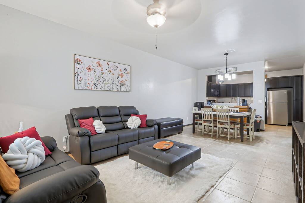 Northeast Nest | 2 BD Near Bliss
