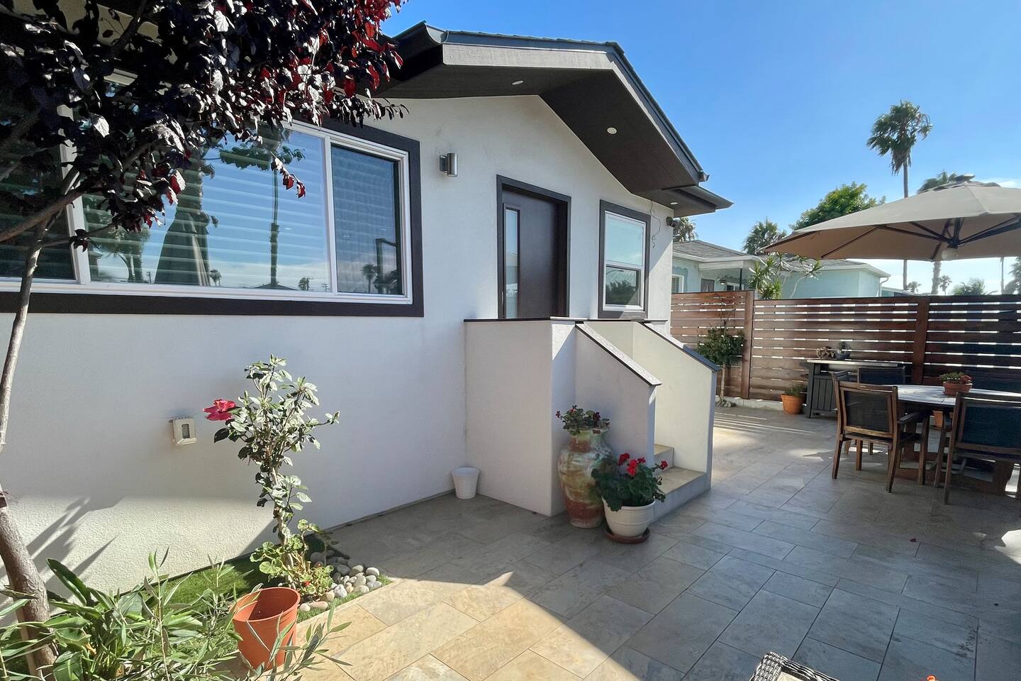 Walk to Beach & Bay | 3BR Villa w/ Patio+AC+Garage