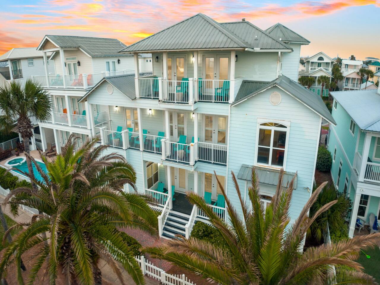 Across From Beach Access-Golf Cart-Sleeps 16