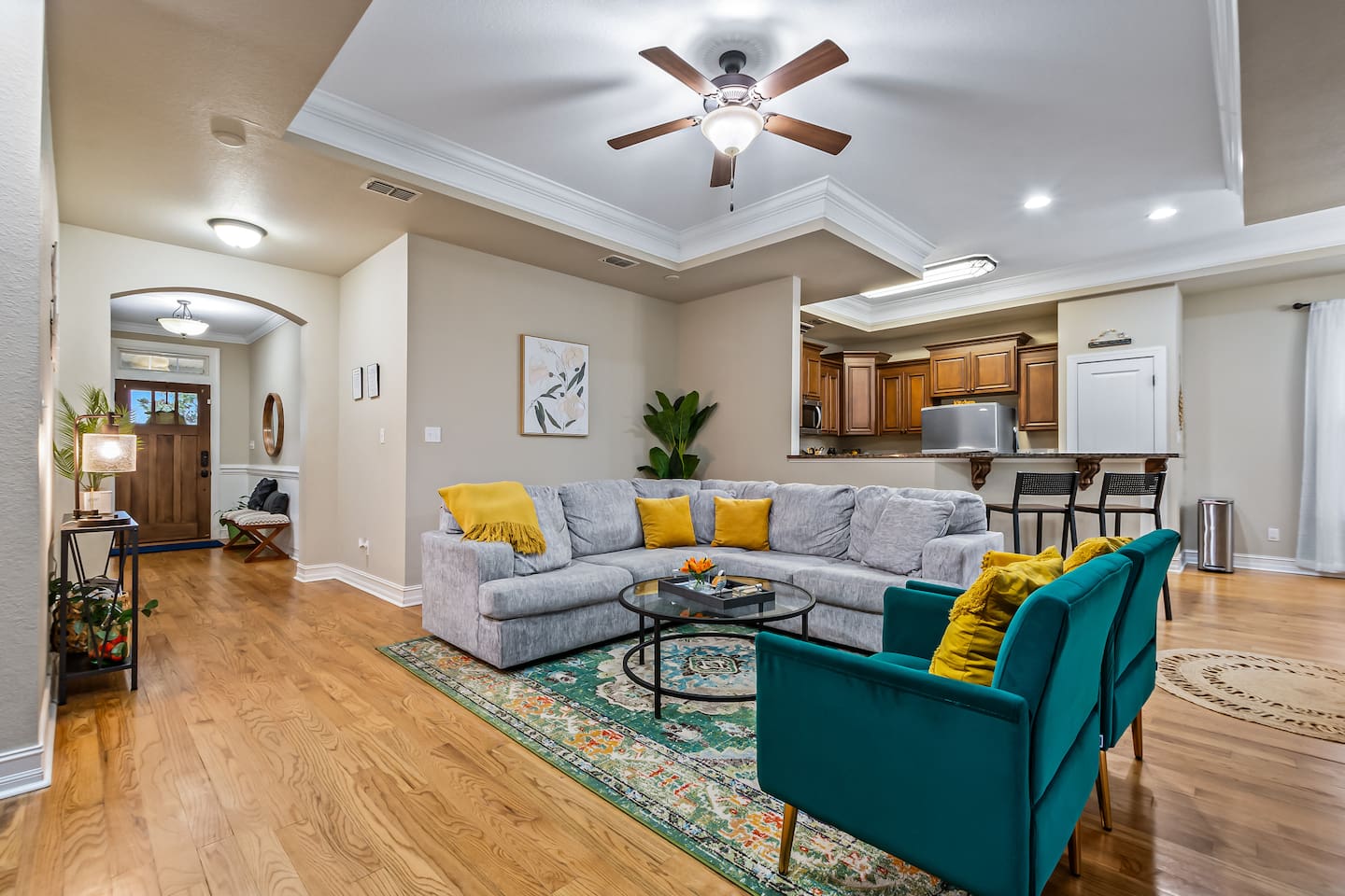 Cozy Craftsman | 4 BDR | Patio | Firepit