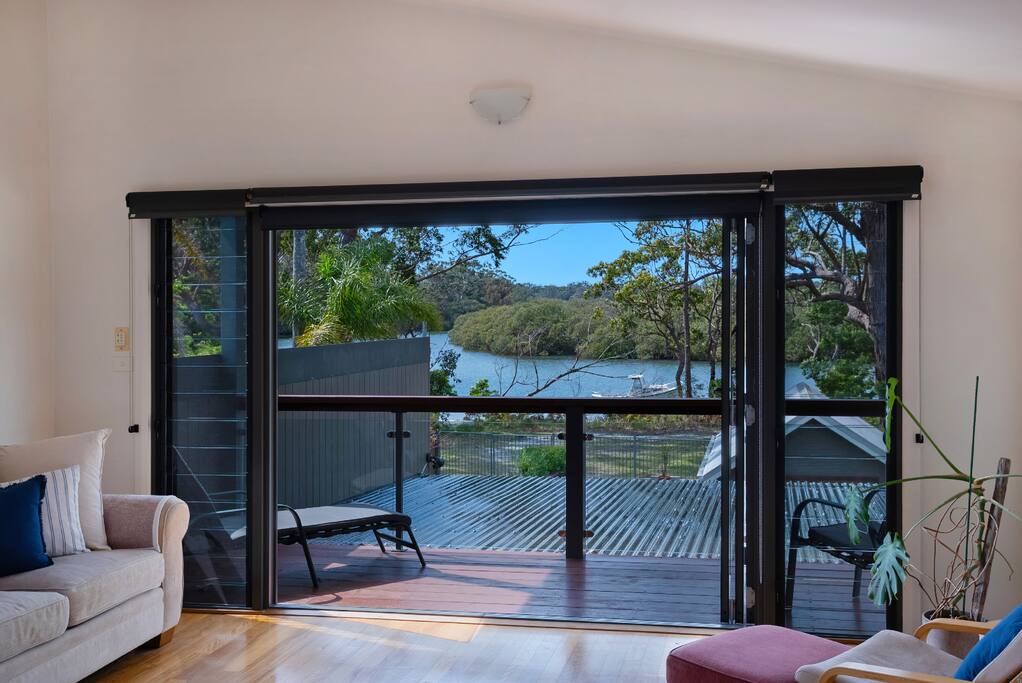 The Banks: Waterfront luxury retreat