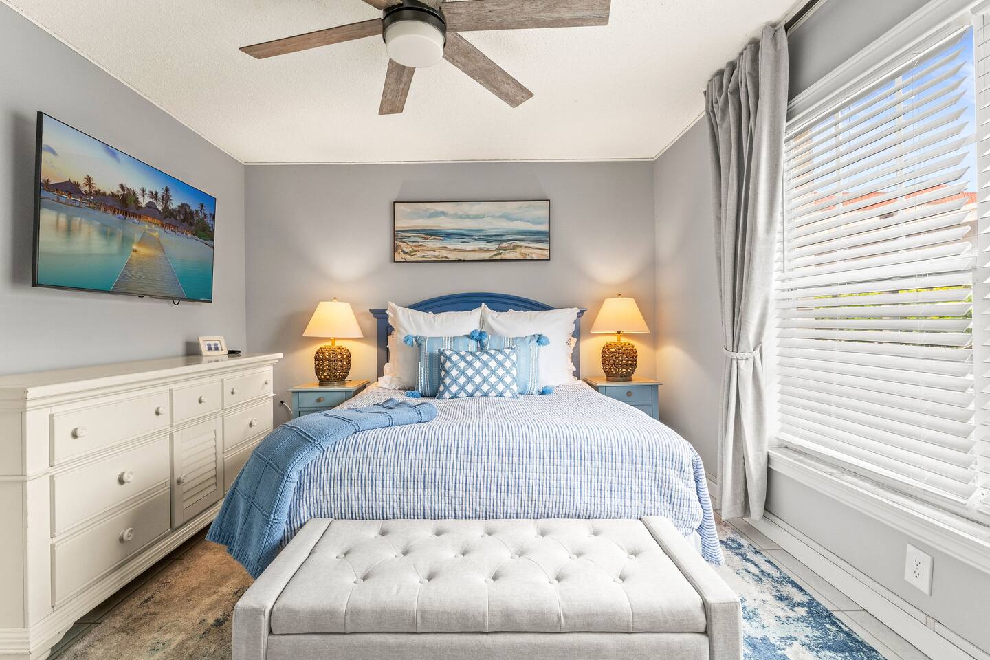 Colony Beach Club | Beachfront | Heated Pool