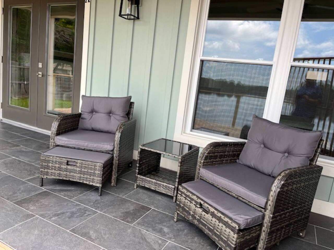 Lakefront Paradise! - Holiday Home