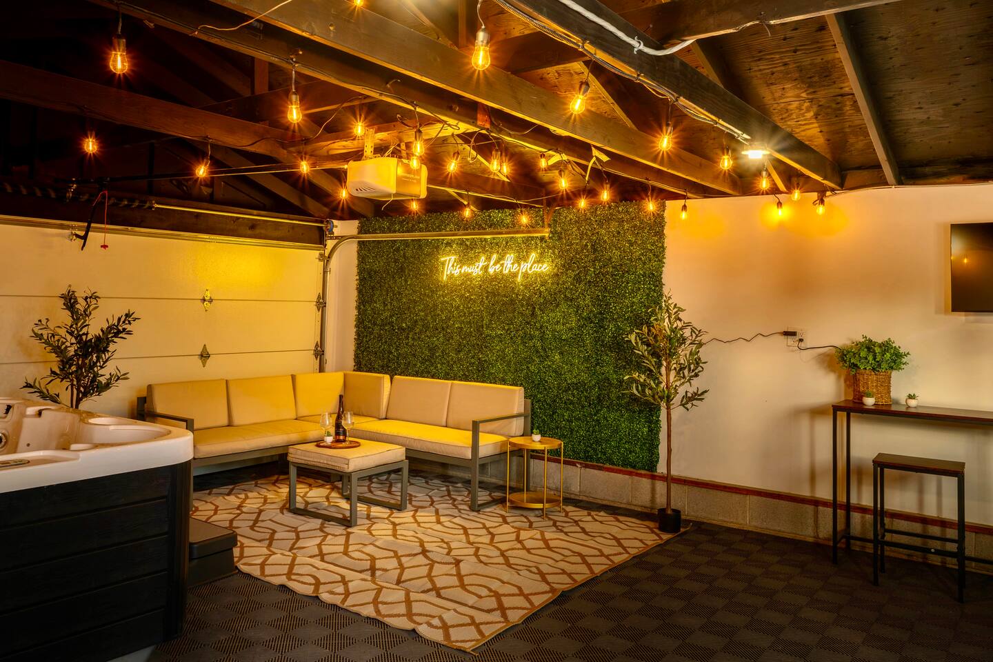 Bay View Craftsman | Cozy | Family Friendly