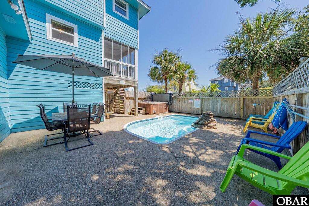0.2 miles from the beach access