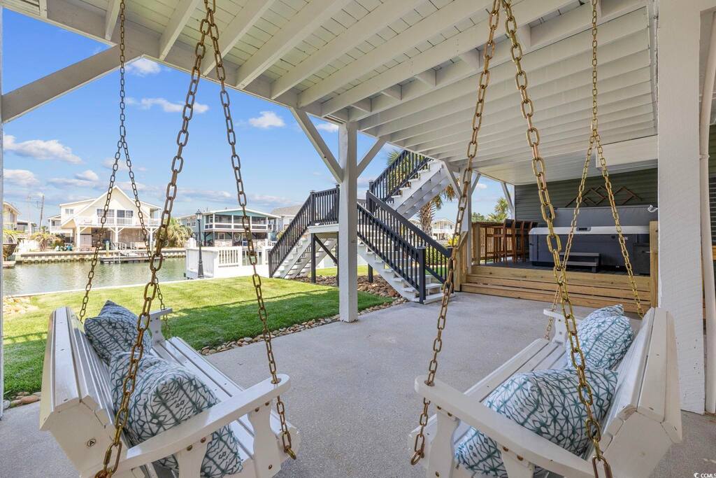 Escape in the heart of Cherry Grove Beach