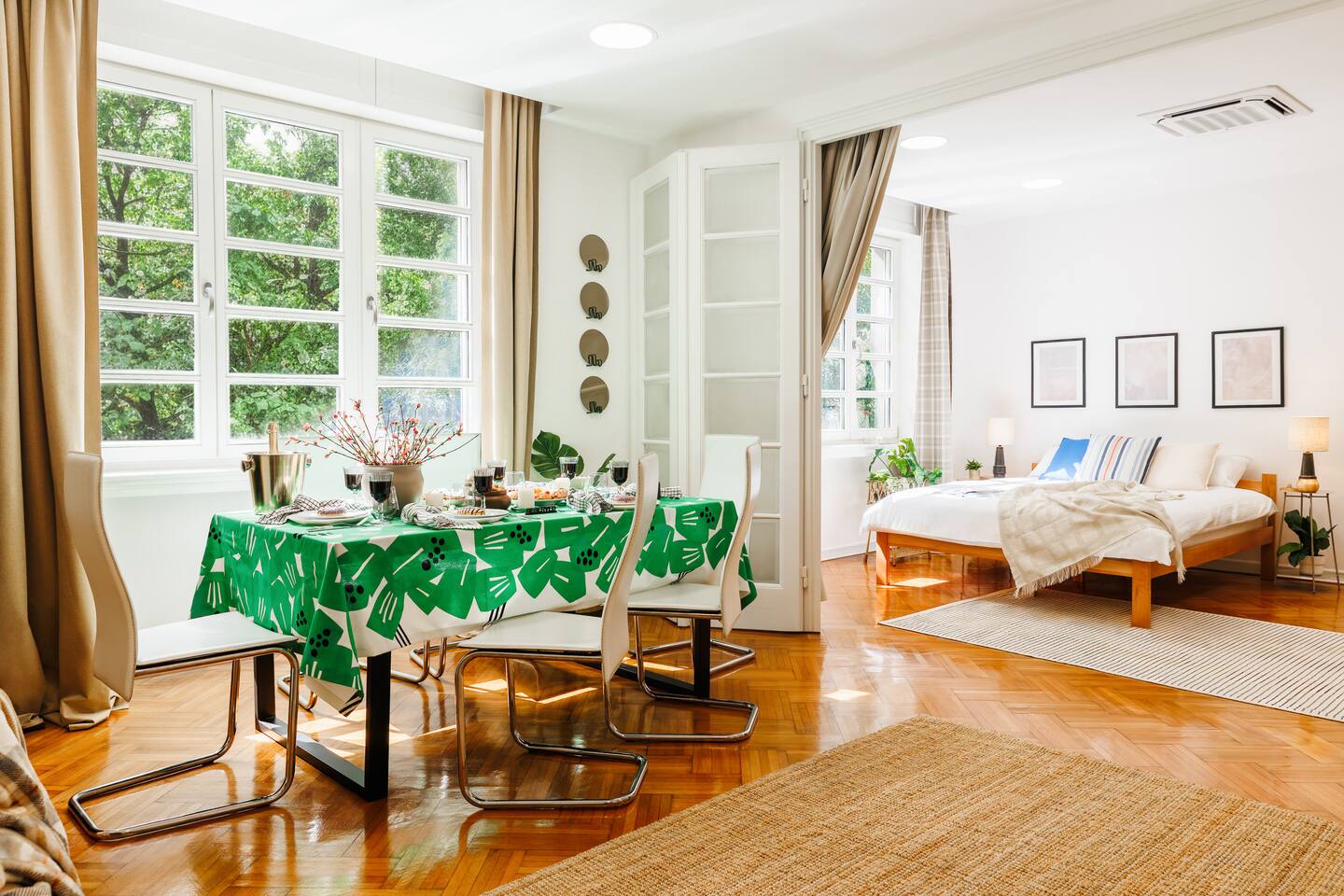 Chill Flow 110m2 with Balcony Old Town Renovated