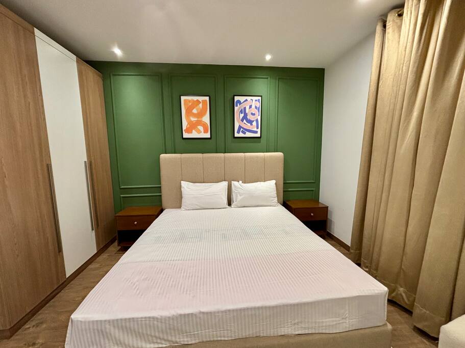 Penthouse Studio | 9th Flr | Penta Sq | DHA 5