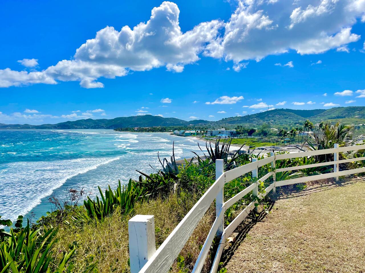 St. C Serene | King Bed | AC