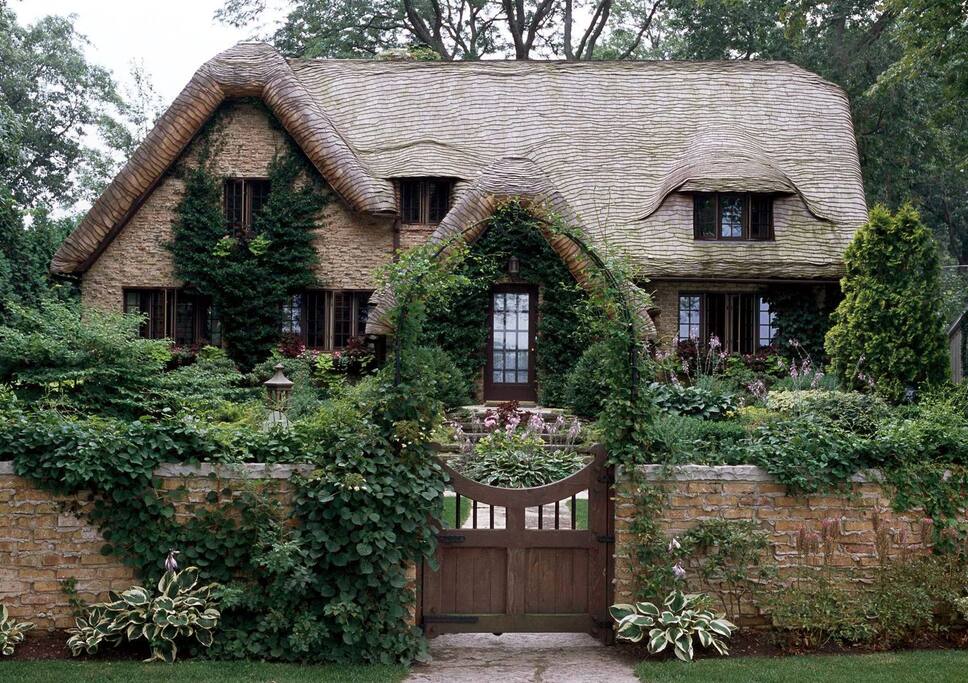 English-Style Cottage