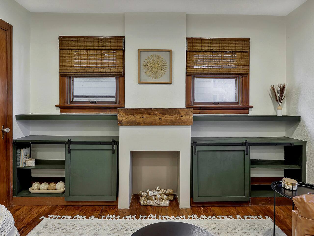A decorative fireplace is the center of the living space. Although decorative, it is warm and inviting!