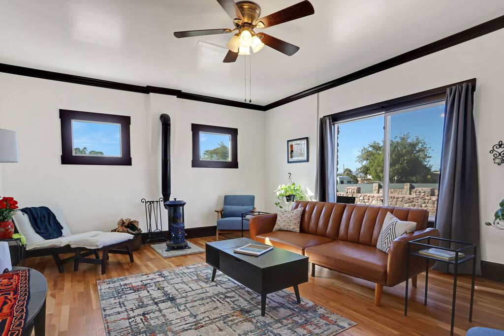 Hadley House 1 Bed/ 1 Bath Hot Tub 5 min downtown