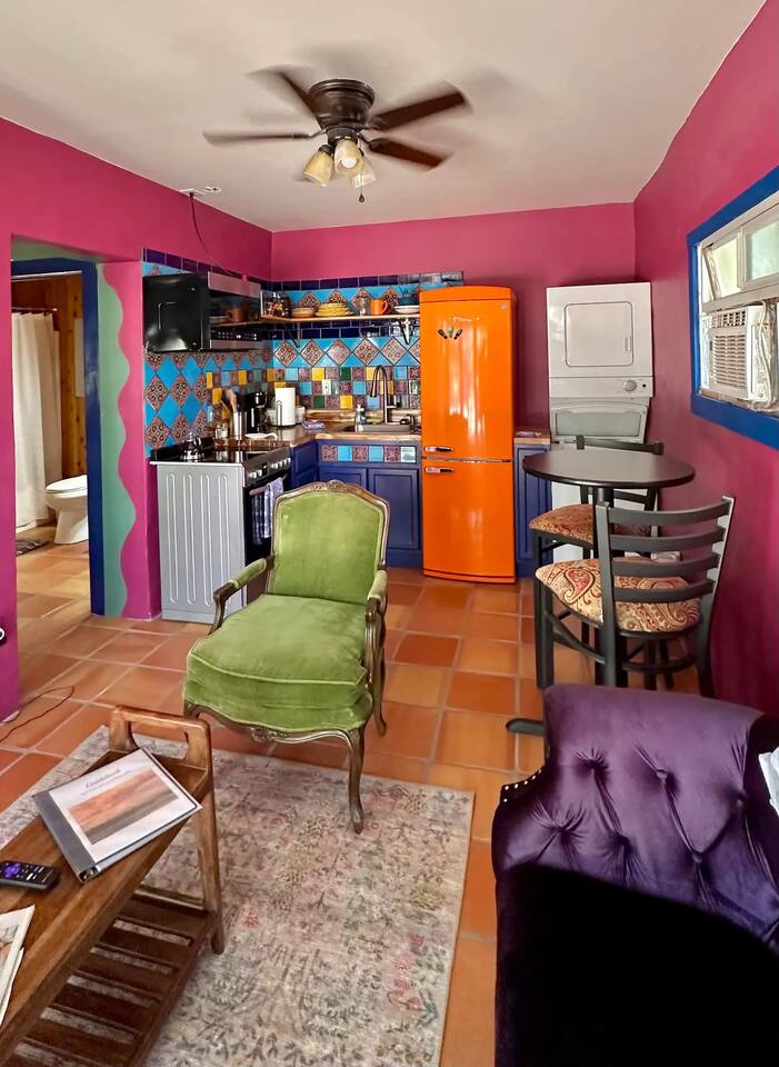 Charming Casita 1bd/1bth 3 min to Farmer's