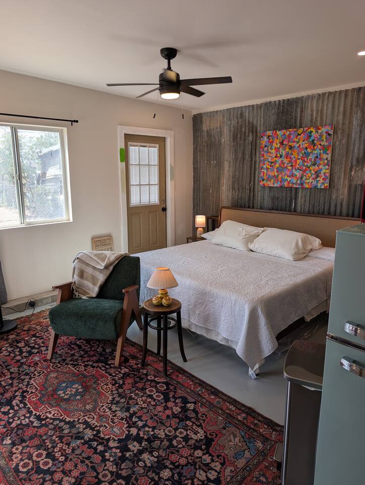 Cozy SW Retreat | Walk to Downtown Las Cruces