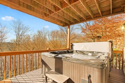 Cabin with Long Range Views, Hot Tub, Game Room photo 5