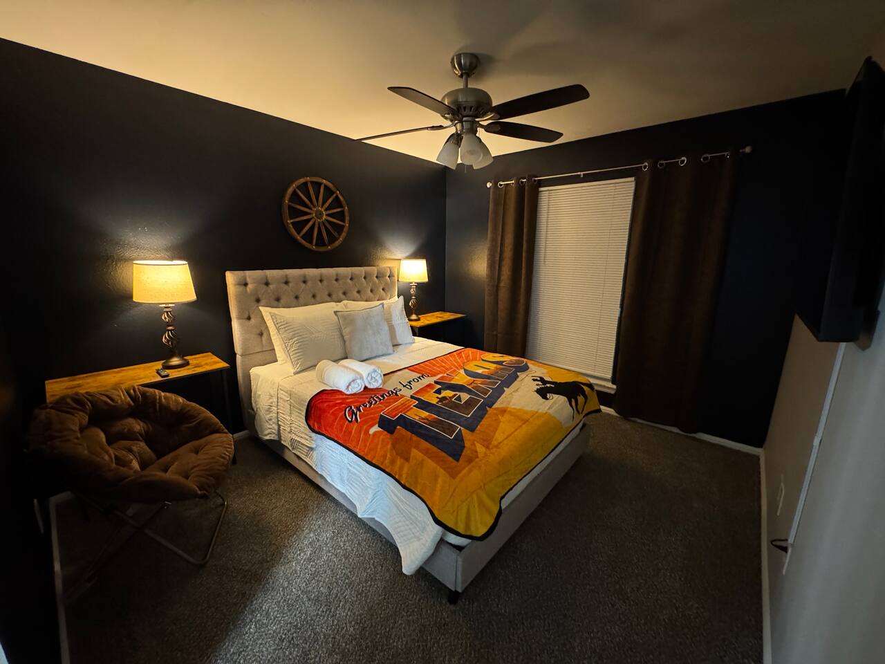 Western PacMan | 2bd 2bth | 2 min Bella Woods