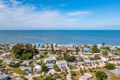 Direct Beachfront Condo with Huge Balcony! rental in Englewood