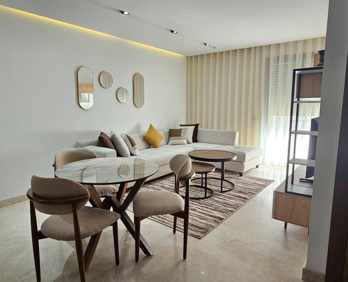 New Upscale flat in new building