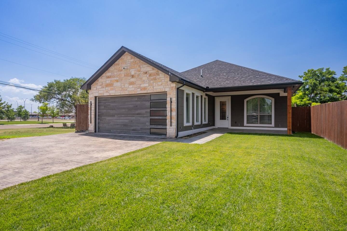 Fairfield Place - Amarillo's Executive Destination