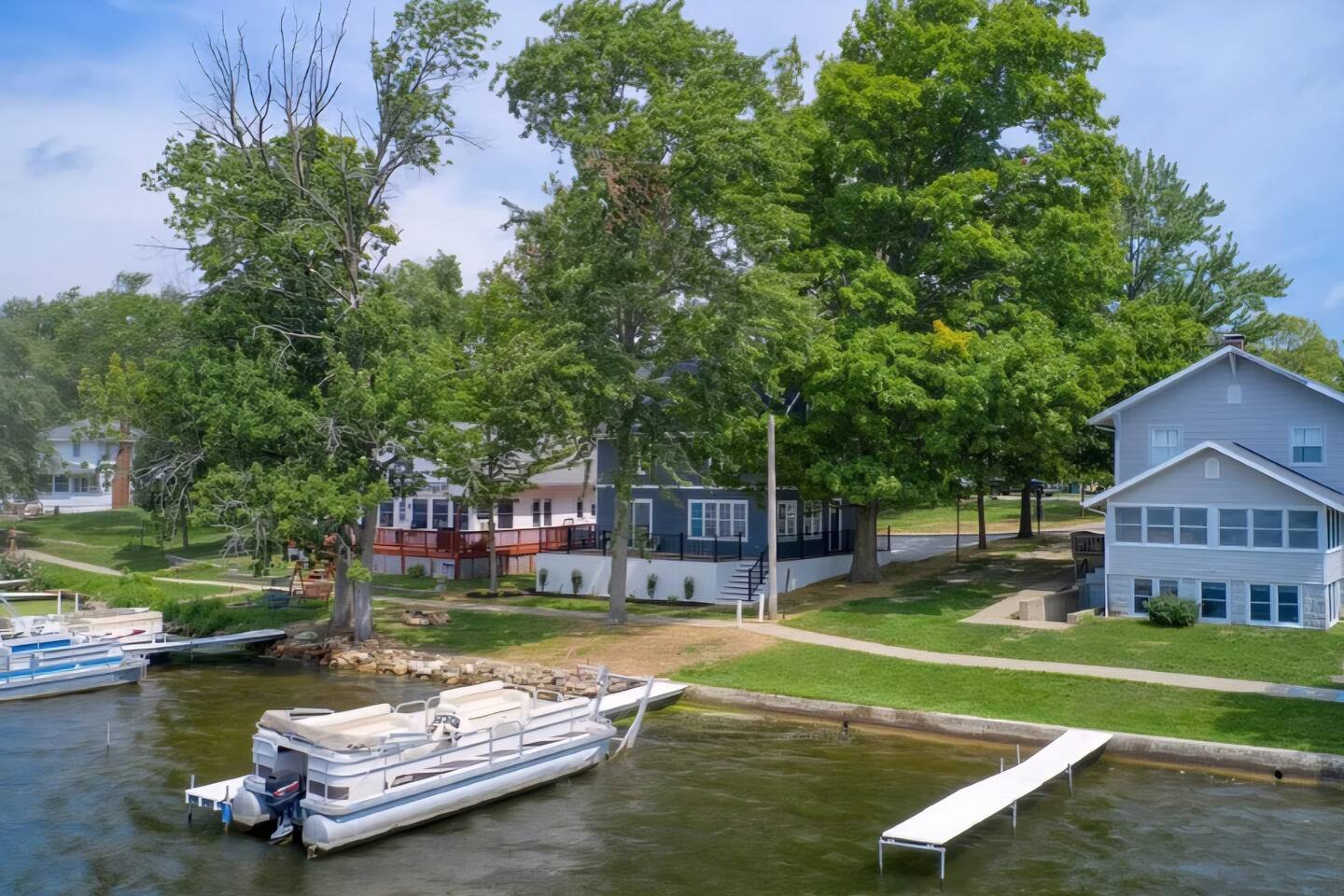 Sleeps 38+|Webster Lake|Retreat|Swim!