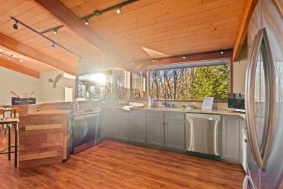 Cabin w Hot Tub, Theater, Game Room, Fire Pit, Bar photo 11