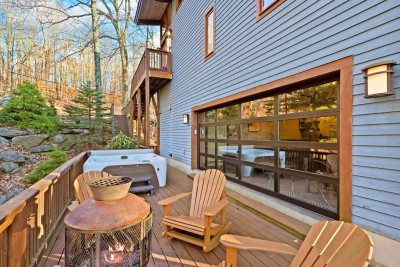 Cabin w Hot Tub, Theater, Game Room, Fire Pit, Bar photo 4