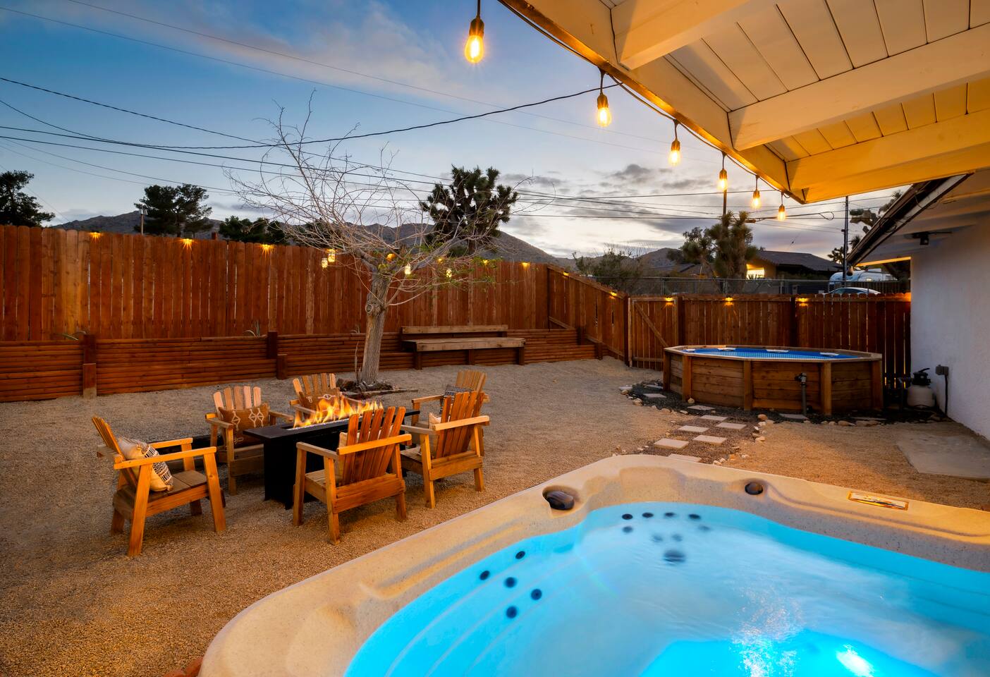 Hot Tub, Epic Views, Firepit, Pool Table, Stargaze