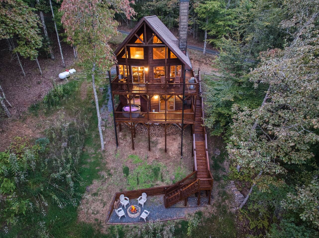 Mins to Blue Ridge | MTN Views, Hot Tub & Firepit