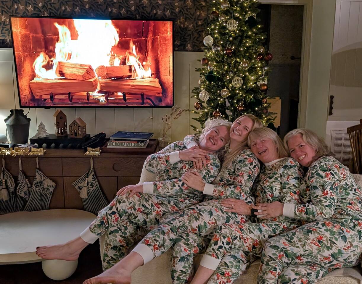 Perfect space for a little holiday getaway! Super cozy by the fire and we charmingly accent the home for the holidays for you!